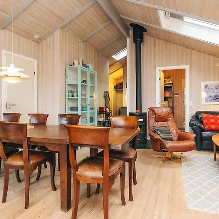 8 Person In Humble-by Traum Nordenbro Vesteregn